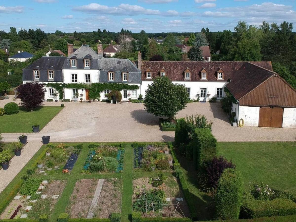 **Suite Familiale Spacieuse Au Coeur De La Foret De Montargis** - Fr-1-590-335 Paucourt Bagian luar foto